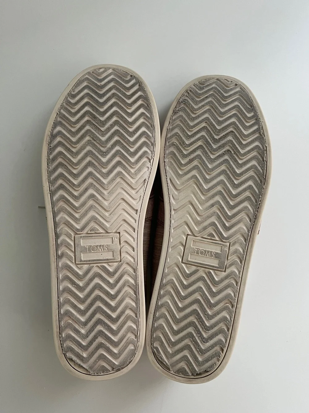 TOMS Canvas Boat Shoes Moc Toe Lace Up Casual Beige Men’s Size 10.5